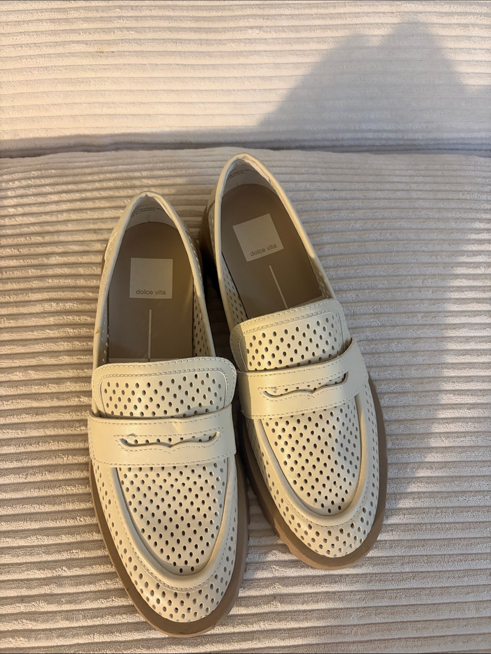 Dolce Vita Ivory Perforated Penny Loafers new without tags